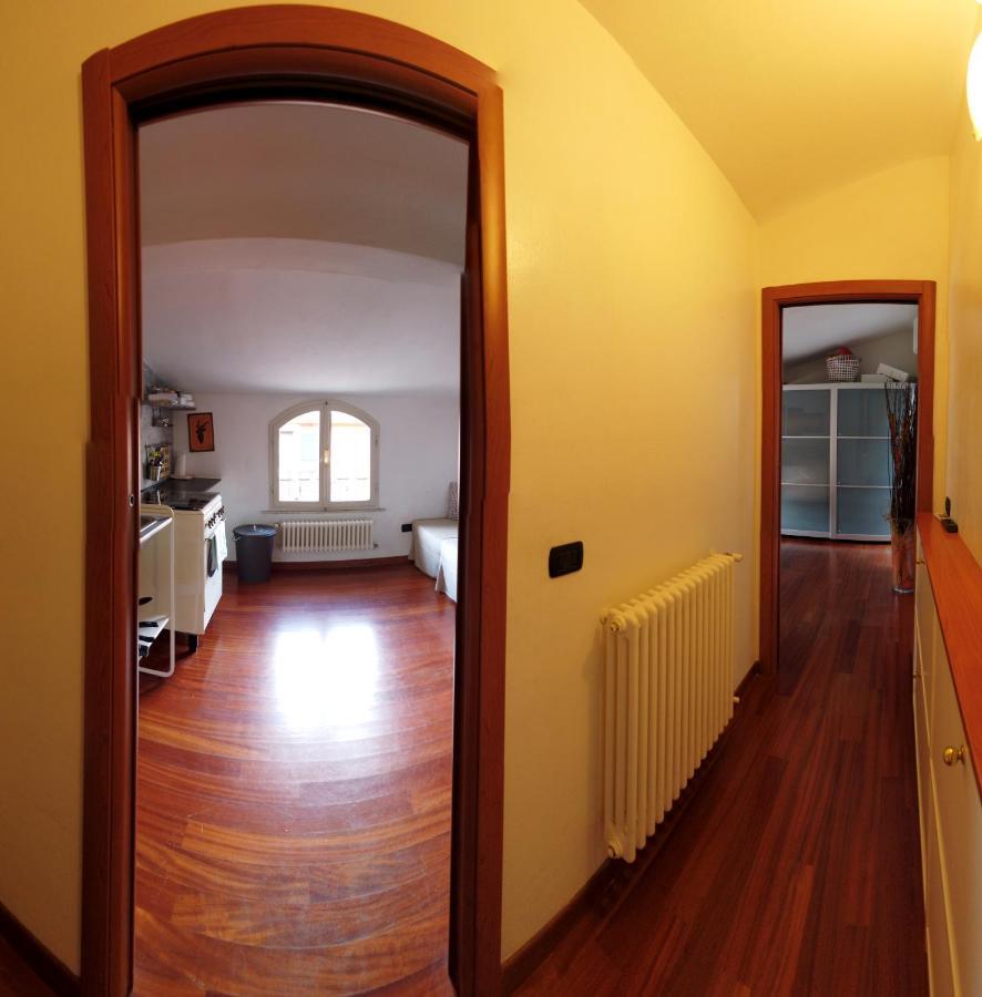Stupenda Mansarda Centralissima, Finiture Di Lusso 카라라 외부 사진